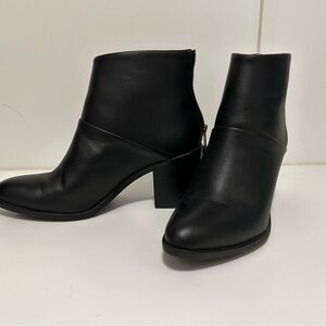 Nisolo Sleek Black Ankle Booties